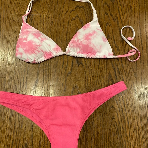 Pink Bikini Set - Picture 2 of 4